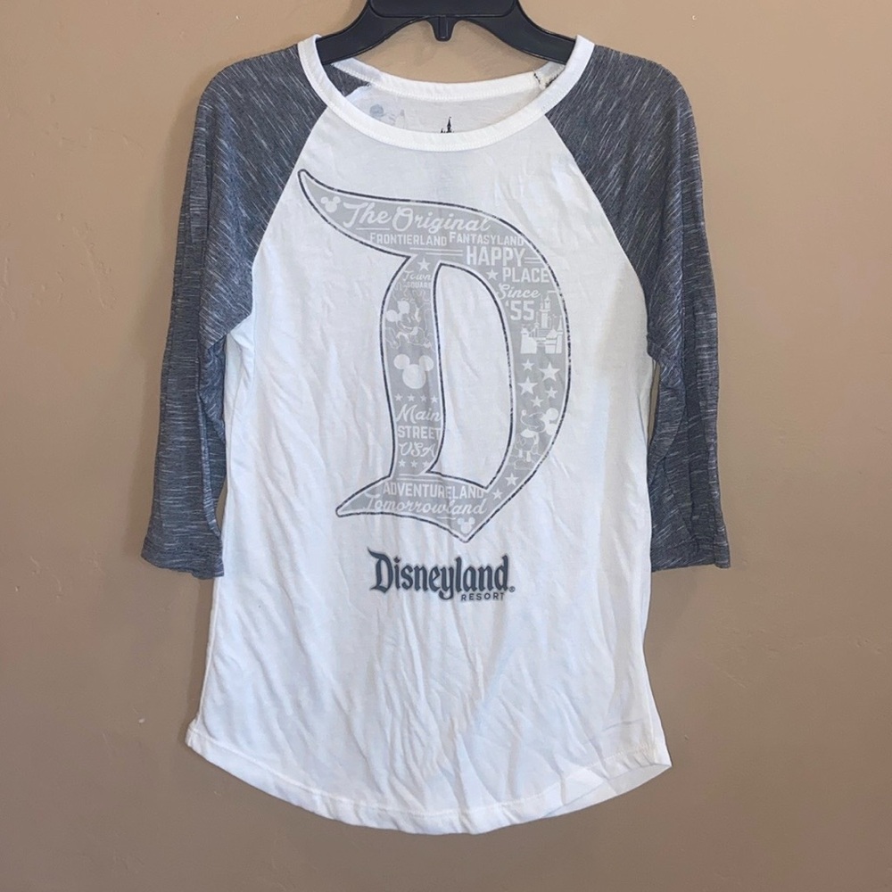 Disneyland raglan t-shirt Women small 65 cotton 35 poly white gray lightweight